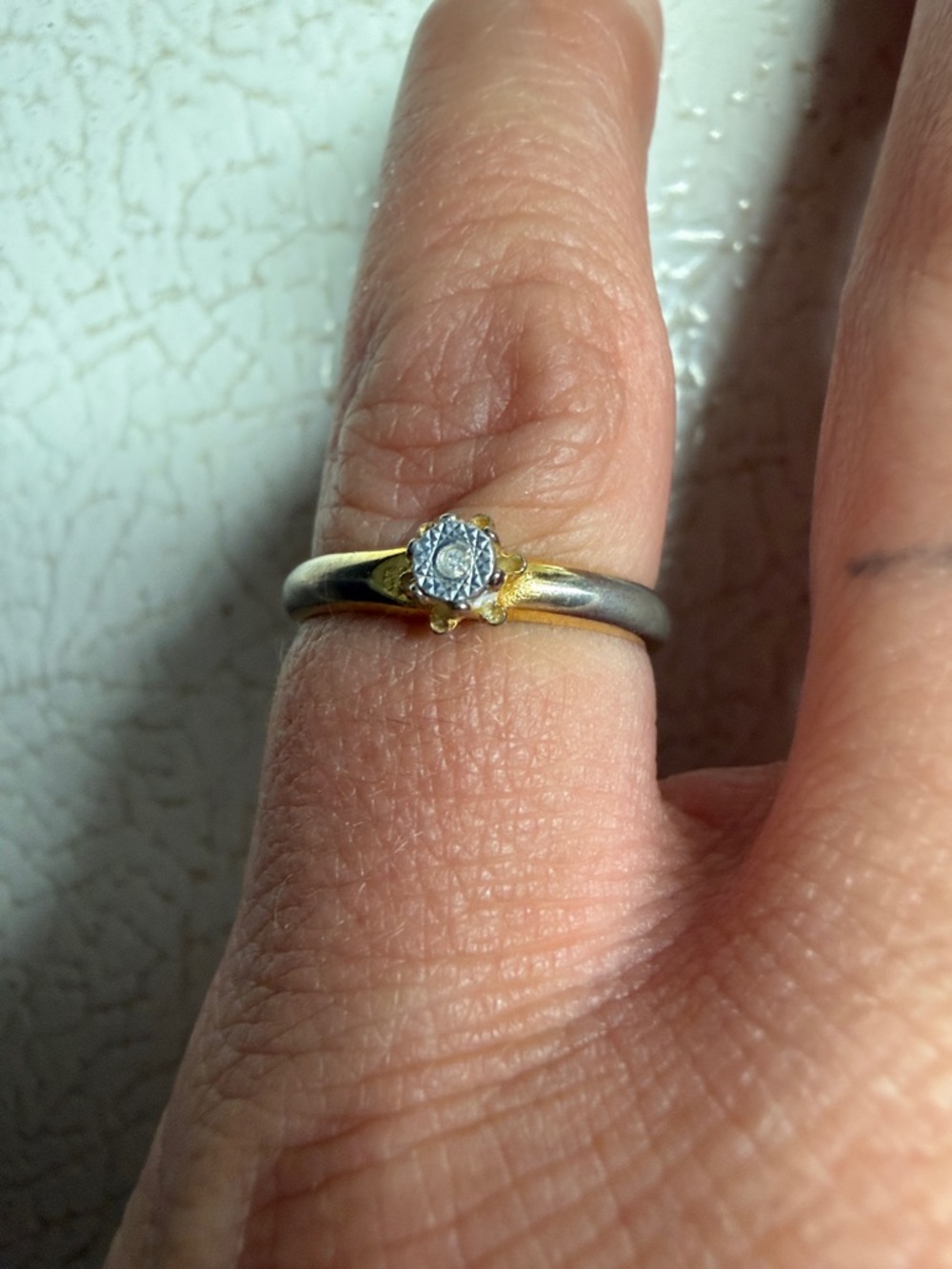 Vintage Gold Solitaire Ring with Clear Stone - Picture 5 of 9